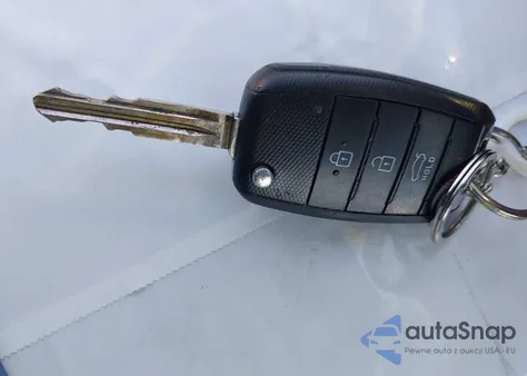 2016 Kia Forte Lx z USA, uszkodzony, nr VIN KNAFK4A64G5593600